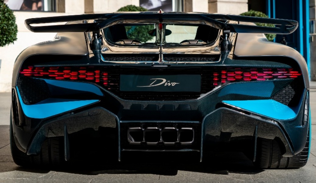Bugatti Divo, listo para Correr.